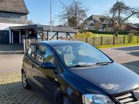 Gebraucht VW Fox 55 PS (40 kW) 2009 Schwarz Kleinwagen