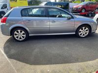Gebraucht Opel Signum Cosmo 155 PS (114 kW) 2006 Lichtsilber/silver lightning Kleinwagen