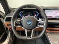 Gebraucht BMW 330e M Sport 292 PS (214 kW) 2025 Alpinweiß uni Kombi
