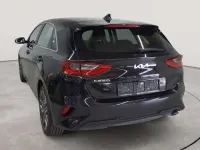 Gebraucht Kia Ceed Spirit 160 PS (117 kW) 2022 Zilinaschwarz metallic Kleinwagen