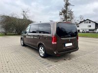 Gebraucht Mercedes V220 Edition 163 PS (119 kW) 2017 Braun Van / Kleinbus