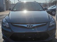 Gebraucht Hyundai i30 90 PS (66 kW) 2012 Grau Kombi