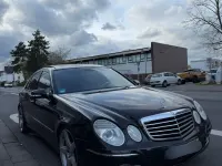 Gebraucht Mercedes E320 224 PS (164 kW) 2008 Andere farben Limousine