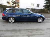 Gebraucht BMW 330 231 PS (169 kW) 2006 Blau metallic Kombi