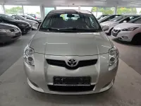 Gebraucht Toyota Auris Team 124 PS (91 kW) 2008 Silber Kleinwagen