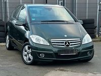 gebraucht Mercedes A160 BLUEEFFICIENCY/AVANTGARDE/LEDER/PDC/AHK/