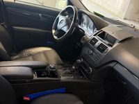 Gebraucht Mercedes C220 Avantgarde 170 PS (125 kW) 2009 Weiß Kombi