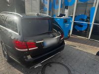 Gebraucht Mercedes E220 170 PS (125 kW) 2016 Schwarz Kombi