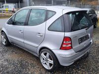Gebraucht Mercedes A190 Elegance 125 PS (91 kW) 2001 Silber Van / Kleinbus