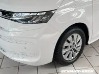 Gebraucht VW Multivan Life 150 PS (110 kW) 2023 Candyweiß (weiß) Van / Kleinbus