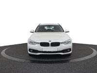 Gebraucht BMW 318 Advantage 136 PS (100 kW) 2017 Weiß Kombi