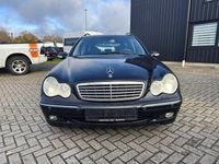 Gebraucht Mercedes C220 143 PS (105 kW) 2003 Schwarz Kombi