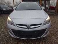 Gebraucht Opel Astra Edition 140 PS (102 kW) 2014 Grau Kombi