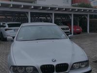 Gebraucht BMW 530 193 PS (141 kW) 2001 Silber Limousine