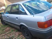 Gebraucht Audi 80 88 PS (64 kW) 1990 Silber Limousine