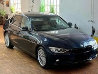 Gebraucht BMW 320 Luxury Line 163 PS (119 kW) 2012 Blau Limousine