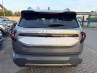 Neu Dacia Bigster Journey 140 PS (102 kW) 2026 Dolomit grau SUV