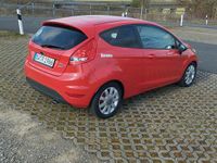 Gebraucht Ford Fiesta 60 PS (44 kW) 2010 Rot Kleinwagen