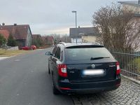 Gebraucht Skoda Superb 160 PS (117 kW) 2011 Schwarz Kombi