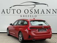 Gebraucht BMW 330e Advantage 184 PS (135 kW) 2021 Rot Kombi