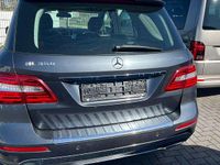 Gebraucht Mercedes ML350 258 PS (189 kW) 2012 Grau SUV