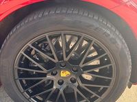 Gebraucht Porsche Cayenne GTS 460 PS (338 kW) 2021 Rot SUV