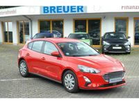 Gebraucht Ford Focus 95 PS (69 kW) 2021 Rot Limousine