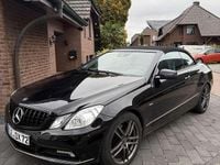 Gebraucht Mercedes E250 Elegance 204 PS (150 kW) 2011 Schwarz Cabrio