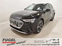 Gebraucht Audi e-tron S-Line 230 kW (313 PS) 2022 Brillantschwarz SUV