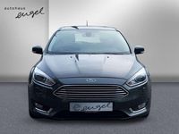 Gebraucht Ford Focus Titanium 125 PS (91 kW) 2018 Grau Limousine