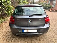 Gebraucht BMW 118 Advantage 143 PS (105 kW) 2014 Grau Kleinwagen