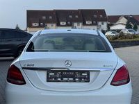 Gebraucht Mercedes C300 245 PS (180 kW) 2014 Weiß Limousine