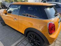 Second-hand Mini ONE 102 CP (75 kW) 2017 Portocaliu Hatchback