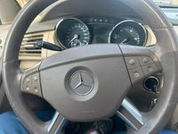 Gebraucht Mercedes R320 220 PS (161 kW) 2006 Schwarz Van / Kleinbus