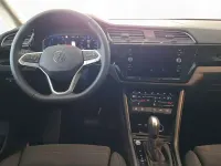 Gebraucht VW Touran Highline 150 PS (110 kW) 2025 Oyster silver metallic Van / Kleinbus