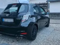 Gebraucht Toyota Yaris 99 PS (72 kW) 2014 Schwarz Kleinwagen