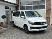 Gebraucht VW Multivan Trendline 150 PS (110 kW) 2018 Weiß Van / Kleinbus