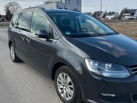 Gebraucht VW Sharan 150 PS (110 kW) 2018 Grau Van / Kleinbus