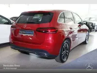 Gebraucht Mercedes E250 Progressive 163 PS (119 kW) 2025 Manufaktur patagonienrot Limousine