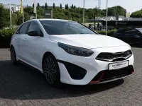 Gebraucht Kia Ceed GT GT 204 PS (150 kW) 2023 Weiß Limousine