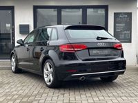 gebraucht Audi A3 Sportback Sport°Bi-Xe°PDC°Navi°S-Heft°SHZ