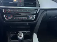 Gebraucht BMW 320 Efficient Dynamics 163 PS (119 kW) 2017 Blau Kombi
