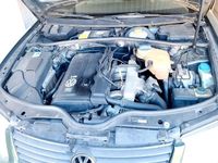 Second-hand VW Passat 150 CP (110 kW) 1996 Verde Berlinǎ