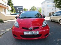 Gebraucht Toyota Aygo Basis 68 PS (50 kW) 2010 Rot Kleinwagen