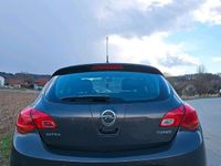 Gebraucht Opel Astra 140 PS (102 kW) 2013 Grau Kleinwagen