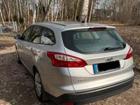Gebraucht Ford Focus 105 PS (77 kW) 2011 Silber Kombi