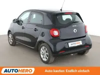 Używany Smart ForFour Basis 90 KM (66 kW) 2018 Czarny Hatchback