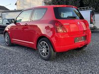 Gebraucht Suzuki Swift 92 PS (67 kW) 2005 Rot Kleinwagen