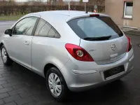 Używany Opel Corsa Edition 69 KM (50 kW) 2012 Srebrny Hatchback