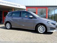Gebraucht Mercedes B180 122 PS (89 kW) 2015 Grau Van / Kleinbus